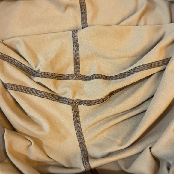 Lululemon Align High-rise Pants
#1082 - Picture 8 of 11